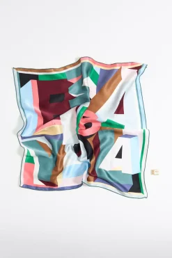 Fashion BIMBA Y LOLA Charm Panuelo Logo Geometrico Y Dado Metal