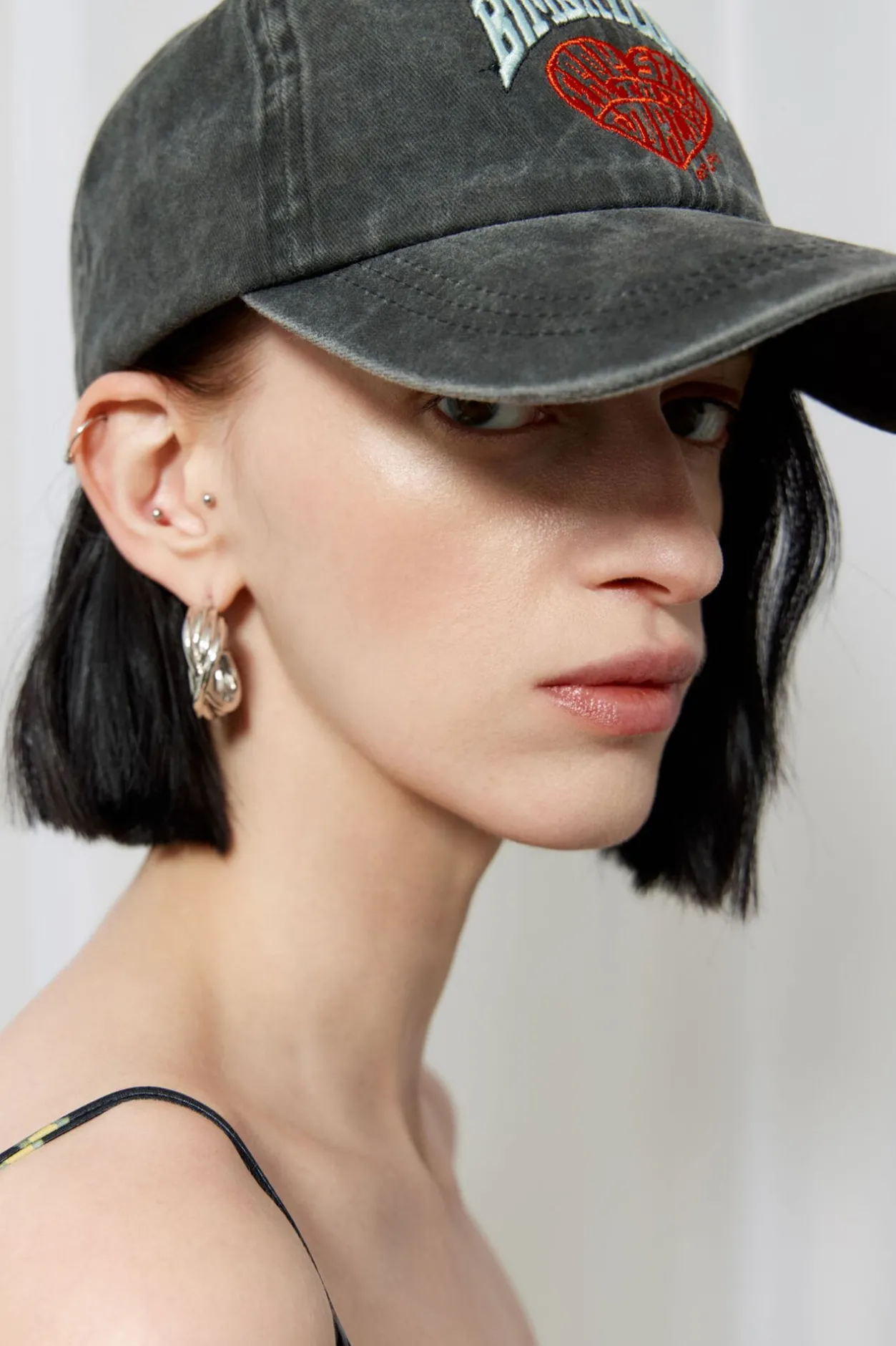 New BIMBA Y LOLA Gorra Algodon Corazon Negra