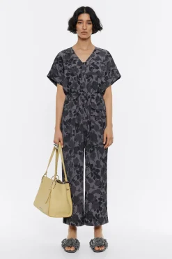 Shop BIMBA Y LOLA Mono Cargo Canary Camo Caqui